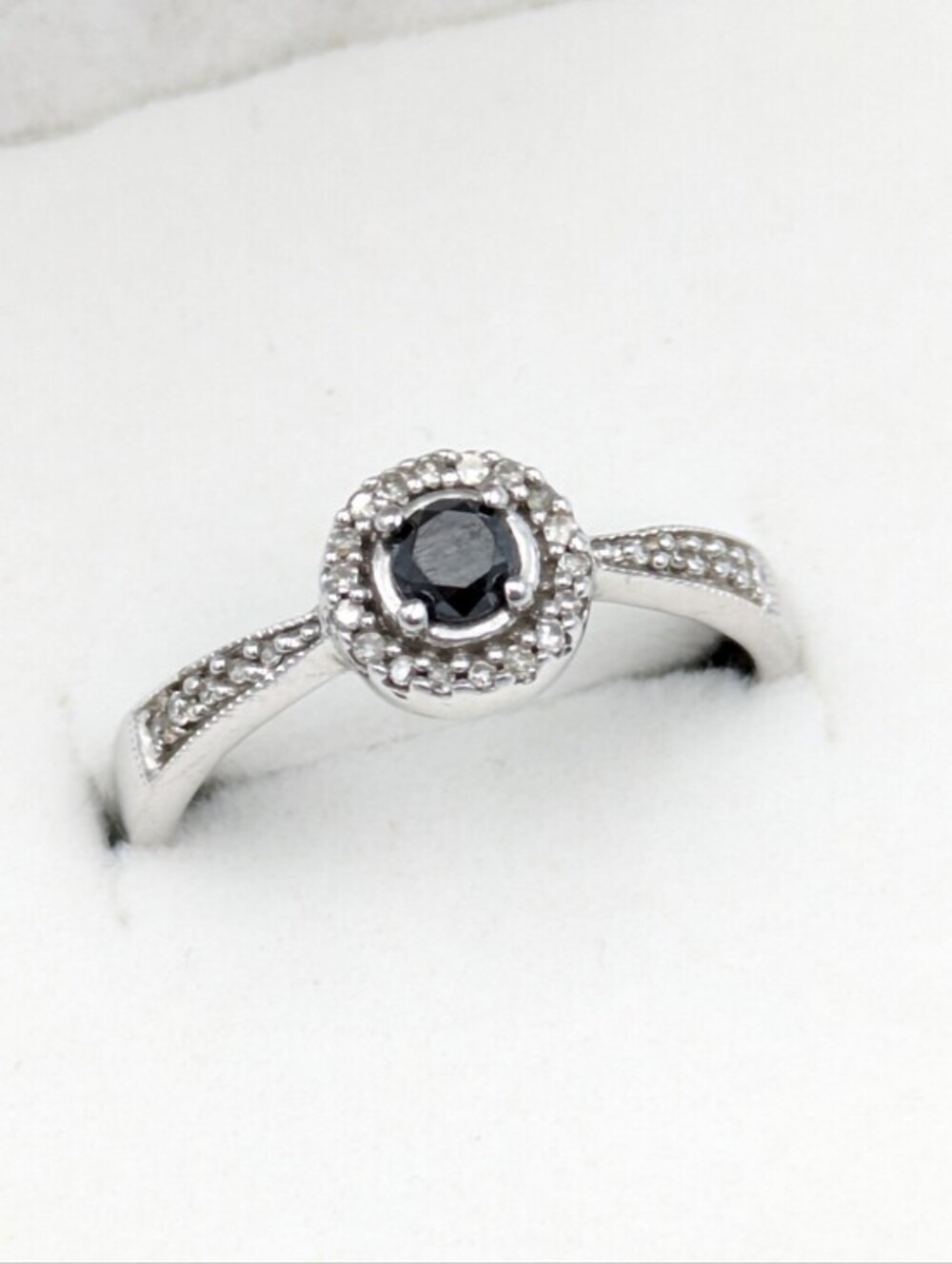 White gold 10k diamond and black diamond halo ring - Picture 10 of 11